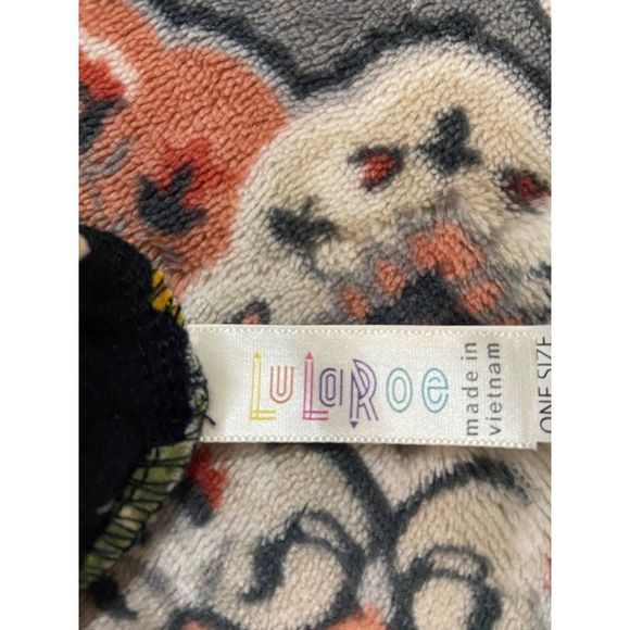 LuLaRoe Floral Leggings Size One Size (OS) They have a floral pattern with dark - Picture 5 of 6
